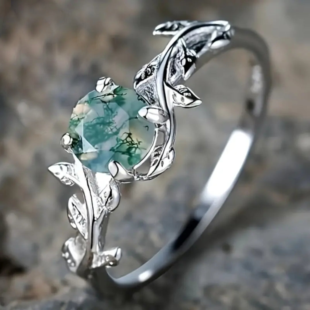 Lucia | Anello vintage in argento con pietra verde — 1