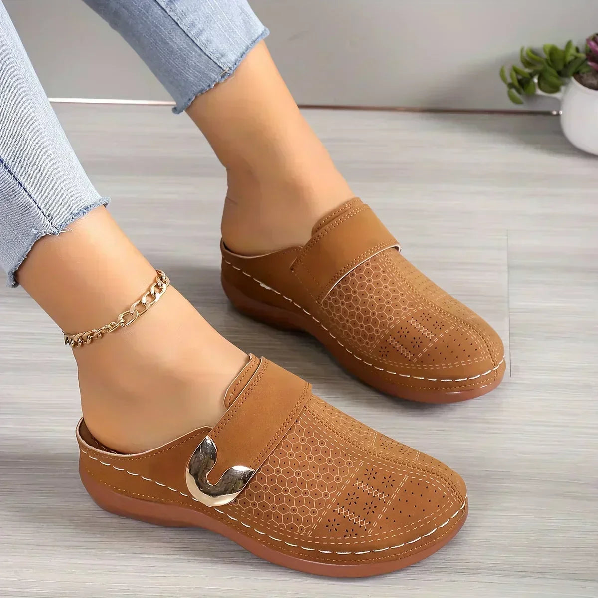 Reinhild | Sandali eleganti con zeppa di supporto — 9