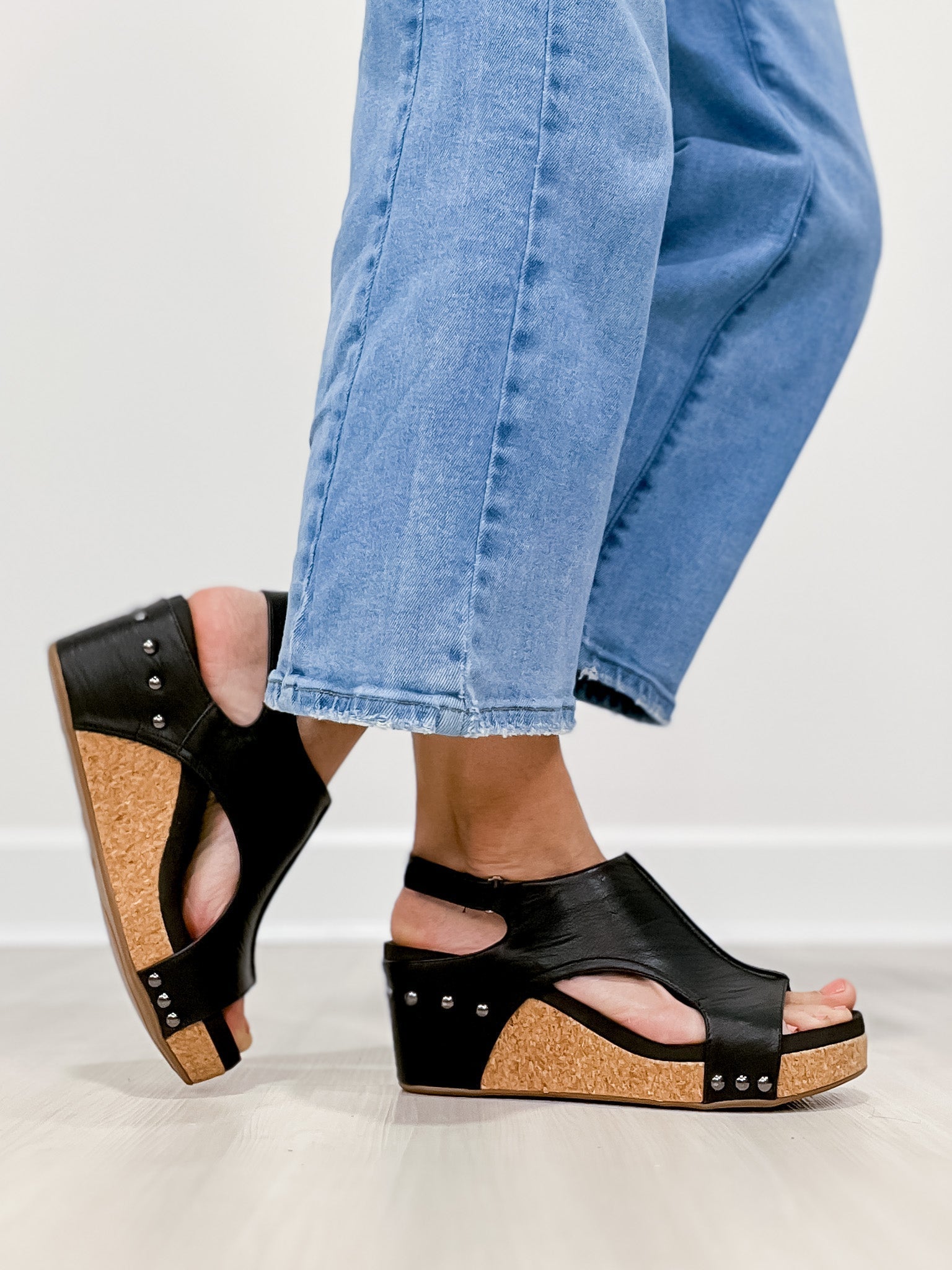 Isabelle | Sandali con zeppa — 1