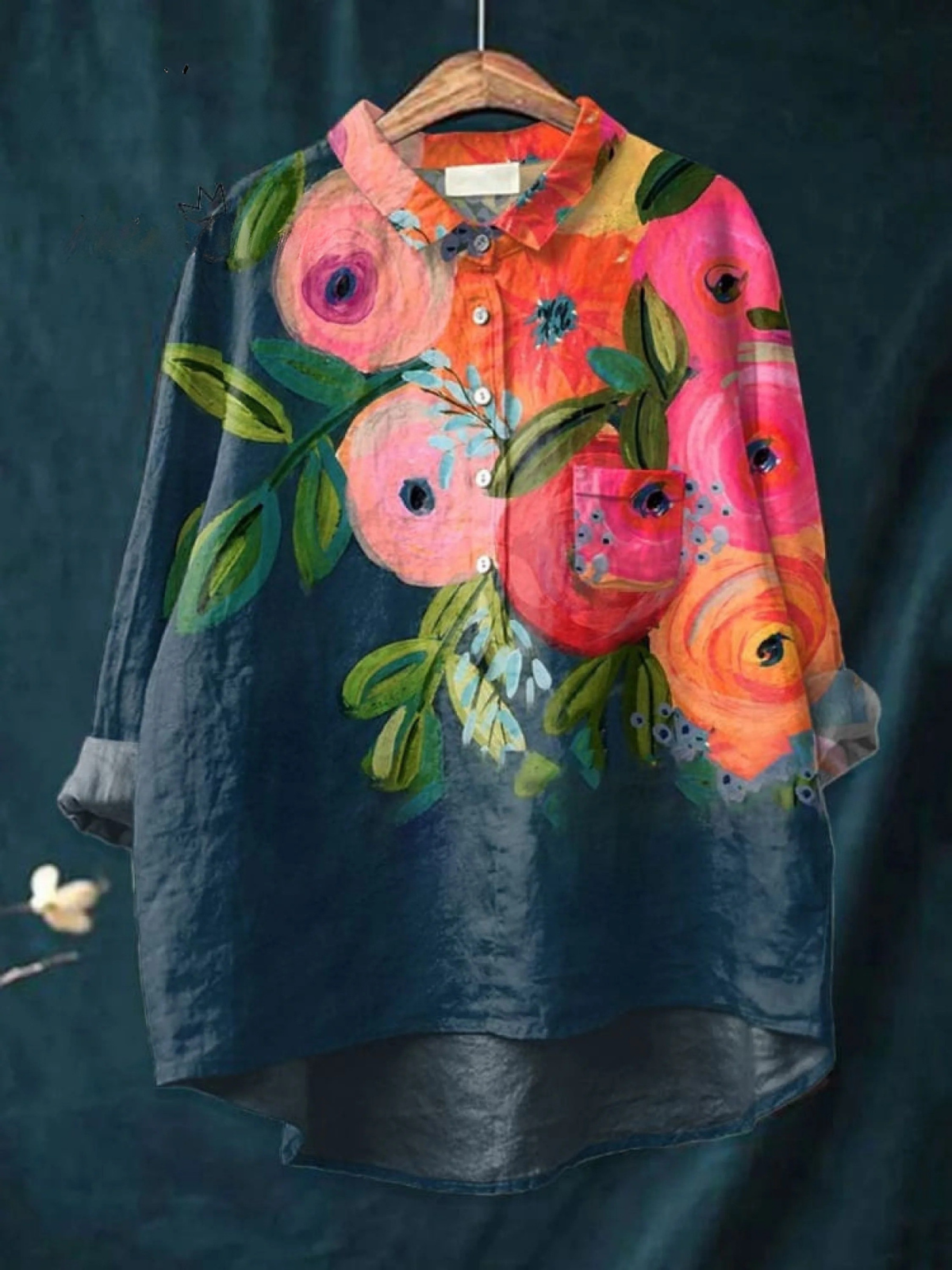 Katrin | T-shirt casual con motivo floreale artistico — 1