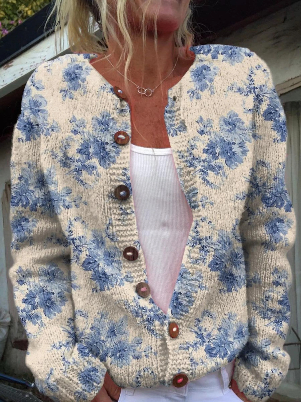 Cardigan con stampa artistica floreale e bottoni — 1